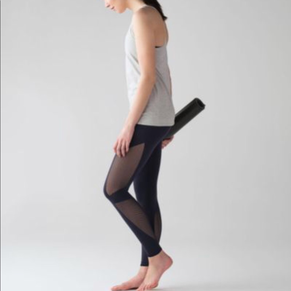 Lululemon reveal tight size 4